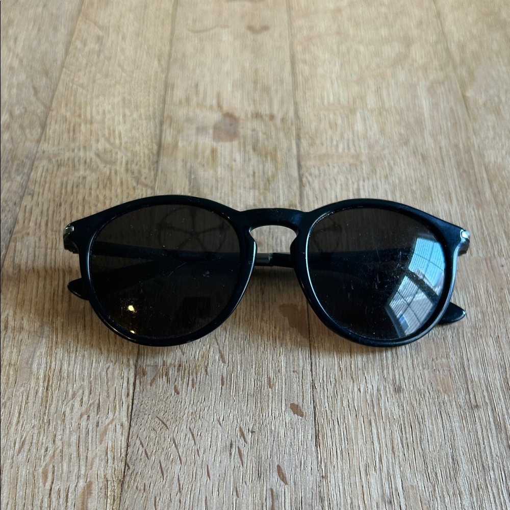 Gucci Sunglasses - Frames